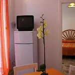 מלון דירות Vacanze Arcobaleno ליפארי