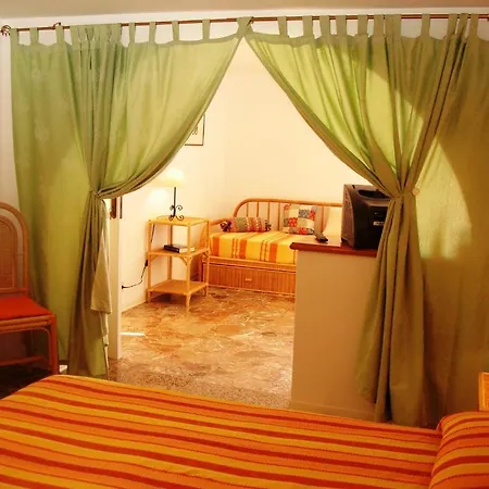Vacanze Arcobaleno Aparthotel