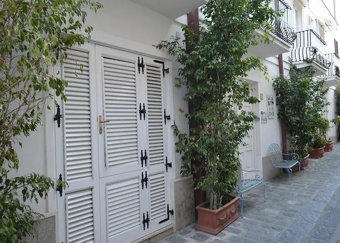 Vacanze Arcobaleno 3*