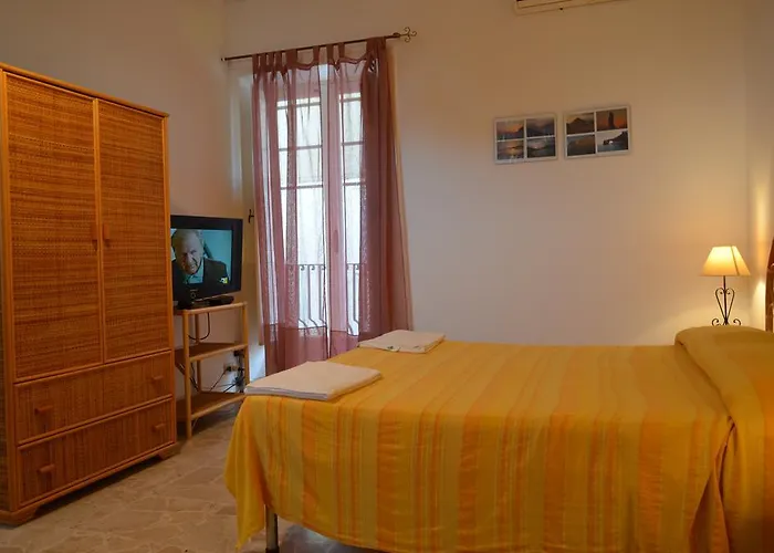 Vacanze Arcobaleno Aparthotel Lipari (Isola Lipari)
